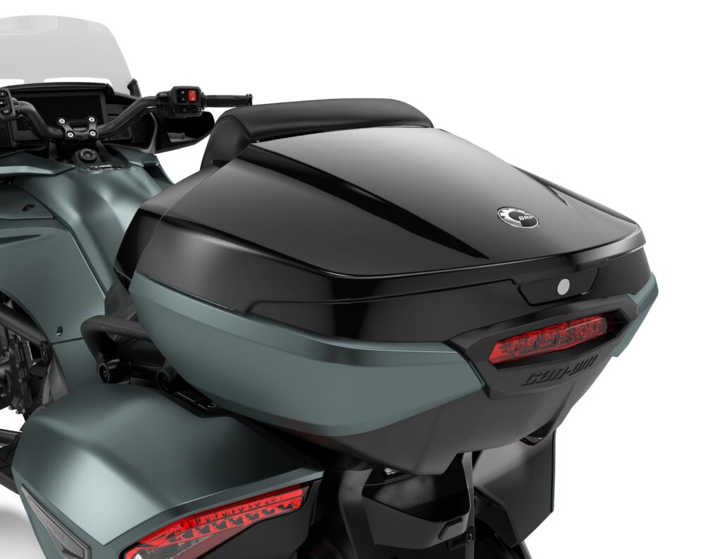 ONRD-SPY-MY25-F3-LTD-Top-Case-Backrest-FEATURE